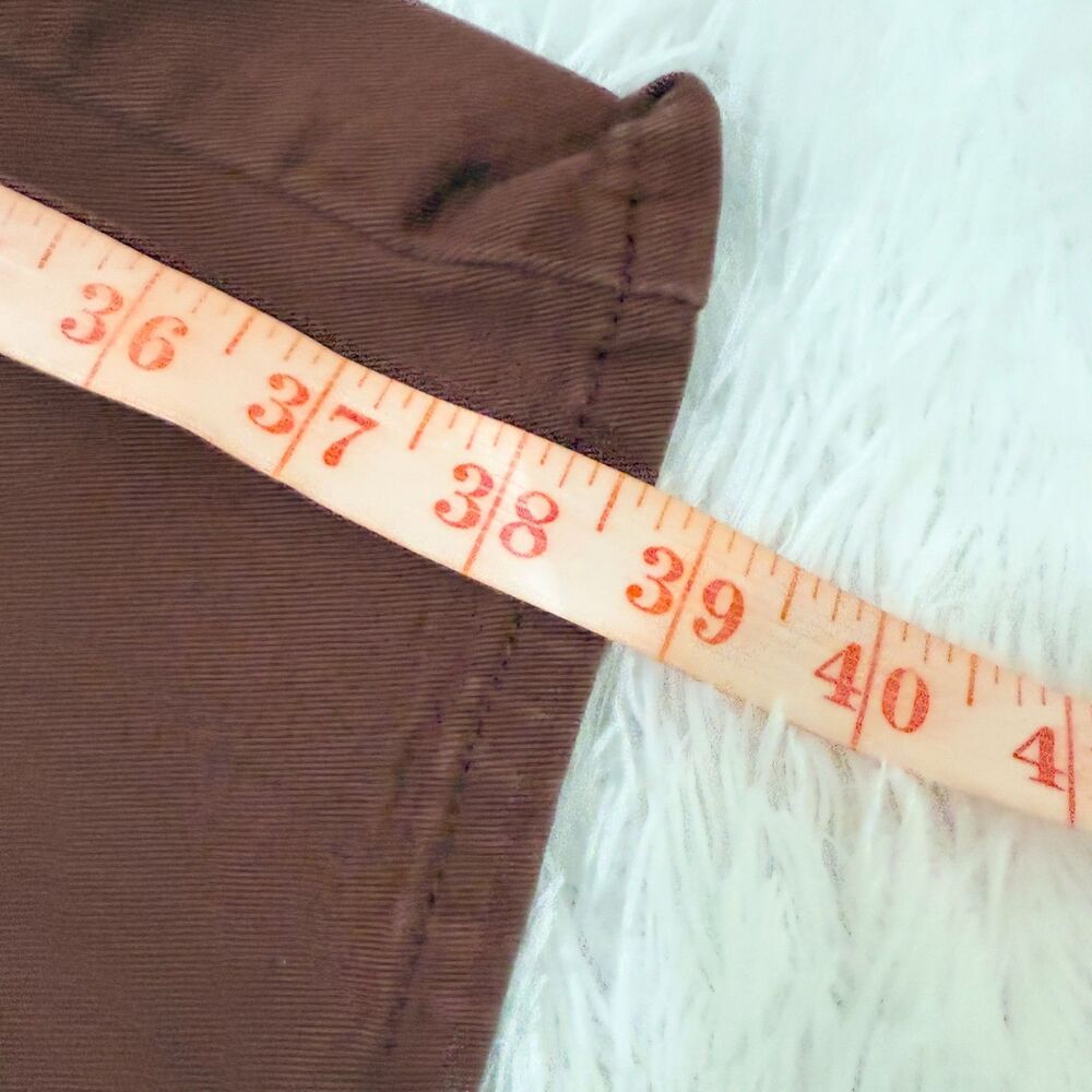 Women Levi's Classic Straight Leg Jeans Mid Rise in Rusty Brown Size 6 - Picture 9 of 10